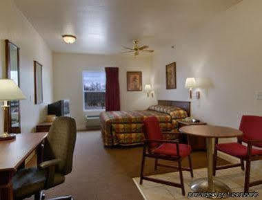 Hotel Super 8 By Wyndham St. Louis Airport Woodson Terrace Exterior foto